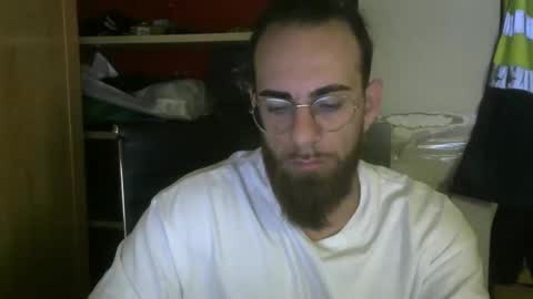 Snapshot of fuerte440 chatting on October 14, 6:47 am fuerte440 online show from October 14, 6:47 am