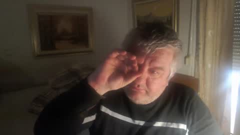 fukingcrazy online show from May 7, 9:25 am