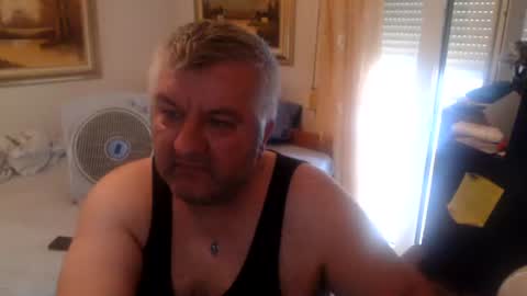 Snapshot of fukingcrazy chatting on July 9, 7:34 am fukingcrazy online show from July 9, 7:34 am