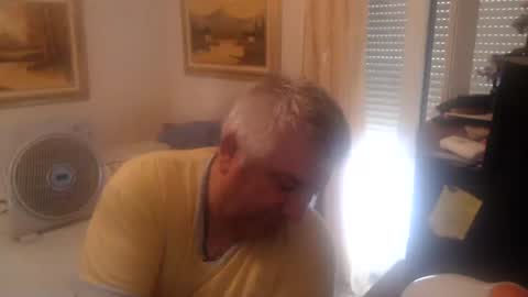 Snapshot of fukingcrazy chatting on July 15, 7:46 am fukingcrazy online show from July 15, 7:46 am