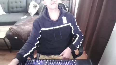 fullandready online show from December 5, 4:01 pm