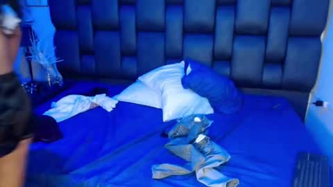 Snapshot of fun_and_horny_ chatting on March 6, 3:35 pm fun_and_horny_ online show from March 6, 3:35 pm