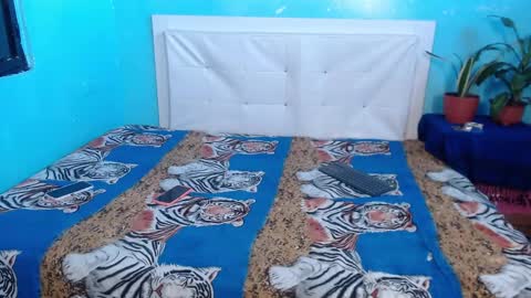 Snapshot of fun_and_horny_ chatting on September 25, 9:18 pm fun_and_horny_ online show from September 25, 9:18 pm