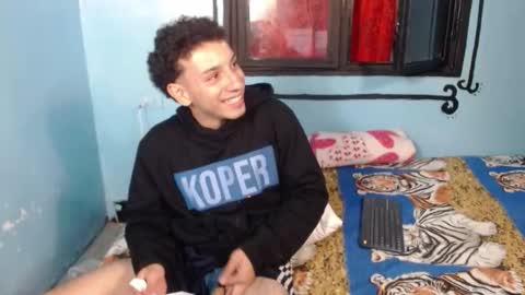 Snapshot of fun_and_horny_ chatting on October 22, 11:15 pm fun_and_horny_ online show from October 22, 11:15 pm