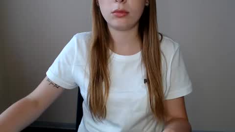 Emma online show from July 21, 10:39 am