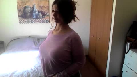 Linnys Palace online show from October 16, 4:30 pm