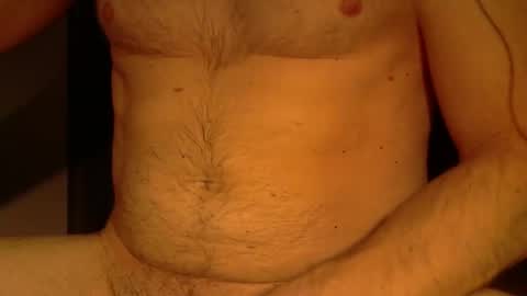 funguy1979100 online show from April 29, 10:41 am