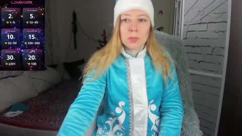 Snapshot of funny_bunny4 chatting on December 29, 12:23 pm funny_bunny4 online show from December 29, 12:23 pm