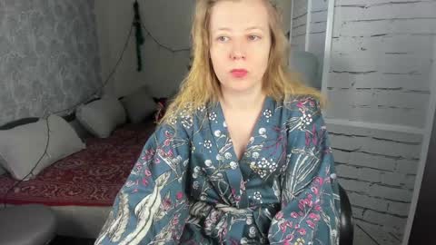 Snapshot of funny_bunny4 chatting on January 9, 3:55 pm funny_bunny4 online show from January 9, 3:55 pm