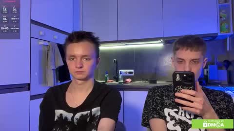 Snapshot of funny_roomm chatting on November 15, 7:21 pm funny_roomm online show from November 15, 7:21 pm