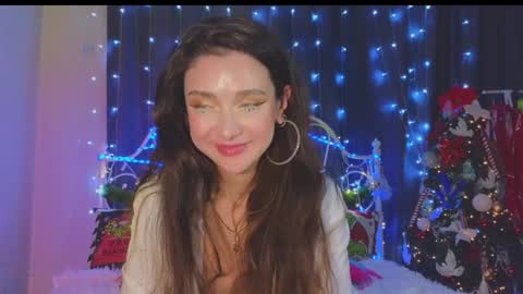 Snapshot of funny_whotsss chatting on December 27, 1:32 am Tiffany online show from December 27, 1:32 am