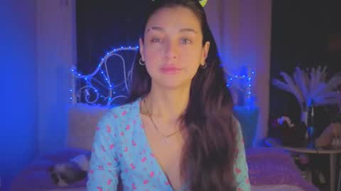 Tiffany online show from October 25, 2:30 am