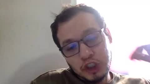 Snapshot of funnyboys18 chatting on March 13, 6:58 pm Zanty online show from March 13, 6:58 pm
