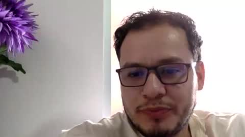 Snapshot of funnyboys18 chatting on May 12, 6:16 pm Zanty online show from May 12, 6:16 pm