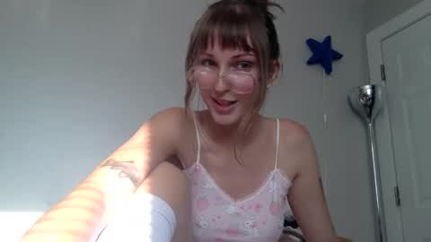 Snapshot of funwithmay chatting on September 8, 9:47 pm May online show from September 8, 9:47 pm