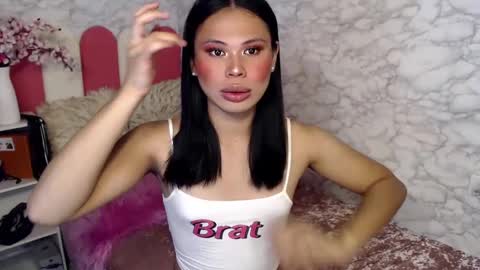 fuschiafucker online show from February 14, 11:09 pm