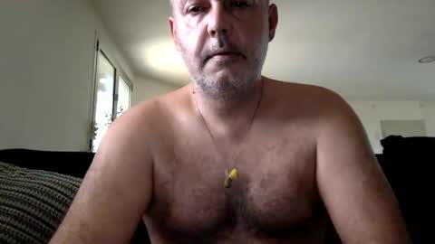 futbolin95 online show from January 25, 1:30 pm