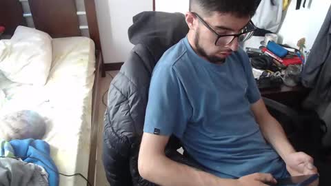 Snapshot of fvckhorneyguy chatting on May 26, 7:10 pm andrew online show from May 26, 7:10 pm