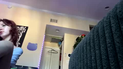 Snapshot of g0ddessluna1800 chatting on February 21, 2:16 pm Goddess Luna online show from February 21, 2:16 pm