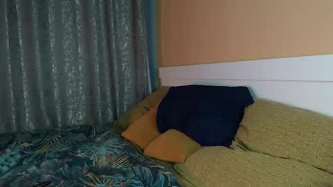 Ian online show from October 21, 6:41 pm