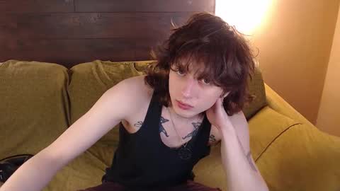 Ian online show from February 25, 3:32 pm