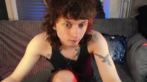 Ian online show from April 14, 5:52 pm