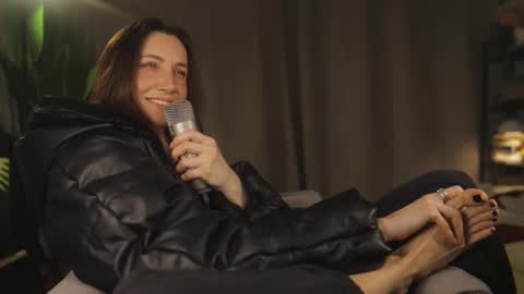 G online show from February 14, 9:10 pm