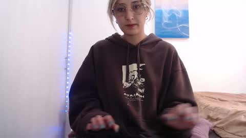 Snapshot of gabb_rioss chatting on October 14, 4:19 pm Gabriela online show from October 14, 4:19 pm