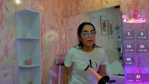 Gabbie online show from October 5, 5:55 pm