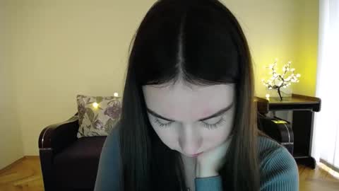 Jaklin online show from January 9, 12:30 pm