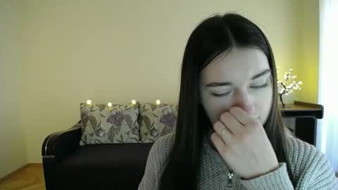 Jaklin online show from January 14, 11:10 am