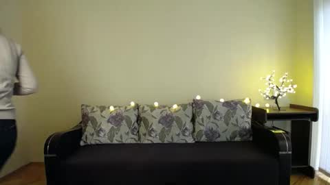 Jaklin online show from February 7, 9:16 am