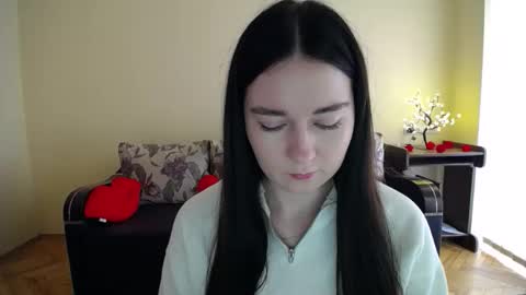 Jaklin online show from March 18, 9:23 am