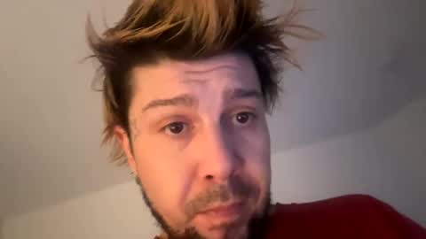 yeeah online show from December 4, 8:51 pm