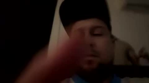 yeeah online show from December 14, 9:25 am