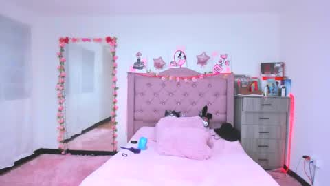 Snapshot of gabi_jhons_23 chatting on October 3, 10:12 am gabi_jhons_23 online show from October 3, 10:12 am