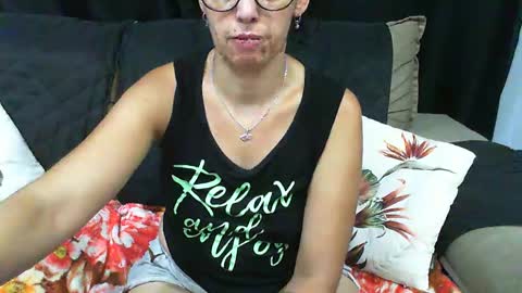 gaby  layla online show from January 19, 10:17 pm