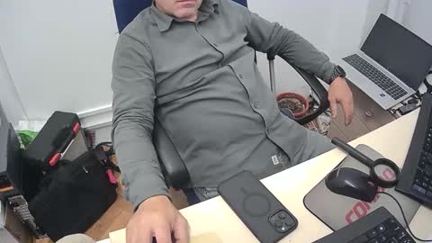 gabriel9_2003 online show from March 23, 11:25 am