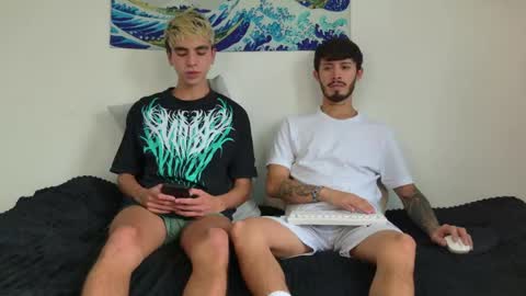 gabriel_and_geronimo online show from April 16, 5:47 pm