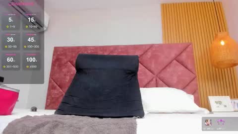 Snapshot of gabriela_1x chatting on September 11, 12:27 pm Gabriela. online show from September 11, 12:27 pm