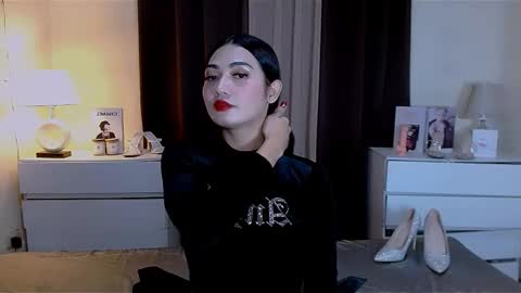 gabriela_deluxe online show from January 8, 5:48 pm