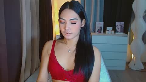 Snapshot of gabriela_deluxe chatting on February 8, 8:40 am gabriela_deluxe online show from February 8, 8:40 am