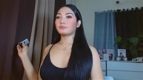 Snapshot of gabriela_deluxe chatting on February 12, 11:27 am gabriela_deluxe online show from February 12, 11:27 am