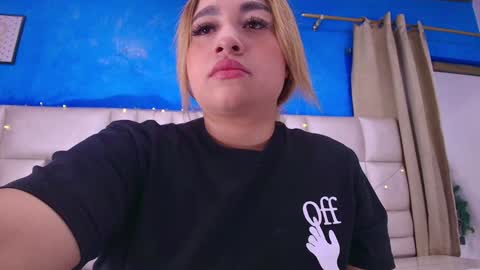 Snapshot of gabriela_leone chatting on December 12, 7:15 pm gabriela online show from December 12, 7:15 pm