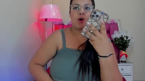Snapshot of gabrielaa_01 chatting on January 30, 3:19 pm Gaby Im on vacation see you on November 25 online show from January 30, 3:19 pm