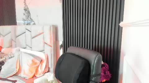Snapshot of gabrielakassi chatting on July 14, 11:38 am Gabriela Kassi online show from July 14, 11:38 am