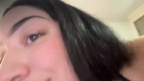 Snapshot of gabrielaycc chatting on April 24, 8:11 pm Dani online show from April 24, 8:11 pm