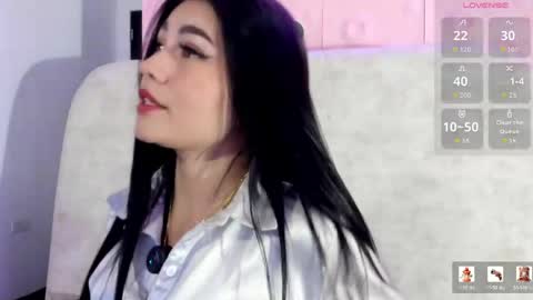 Snapshot of gabriella27_ chatting on May 13, 3:31 pm gabriella online show from May 13, 3:31 pm