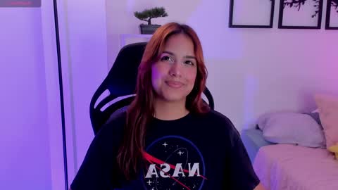 Snapshot of gabriella__tom chatting on February 22, 2:39 am Gabriella online show from February 22, 2:39 am