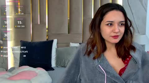 Snapshot of gabriella_wils chatting on December 3, 8:38 am Gabriella online show from December 3, 8:38 am